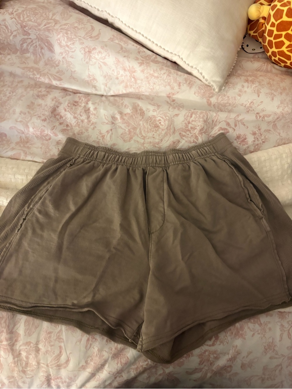 Aerie Women’s Taupe Elastic-Waist Lounge Shorts